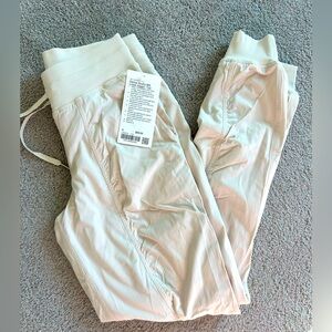 BNWT lululemon dance studio lined jogger
